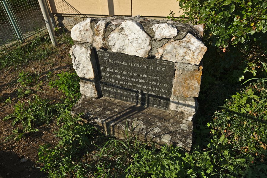 File:Štěchov (02).jpg