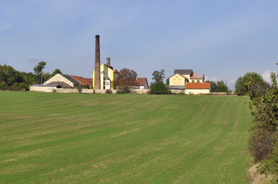 File:Stehelčeves frm Brewery.JPG