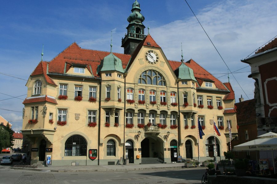 File:2250 Ptuj, Slovenia - panoramio (1).jpg