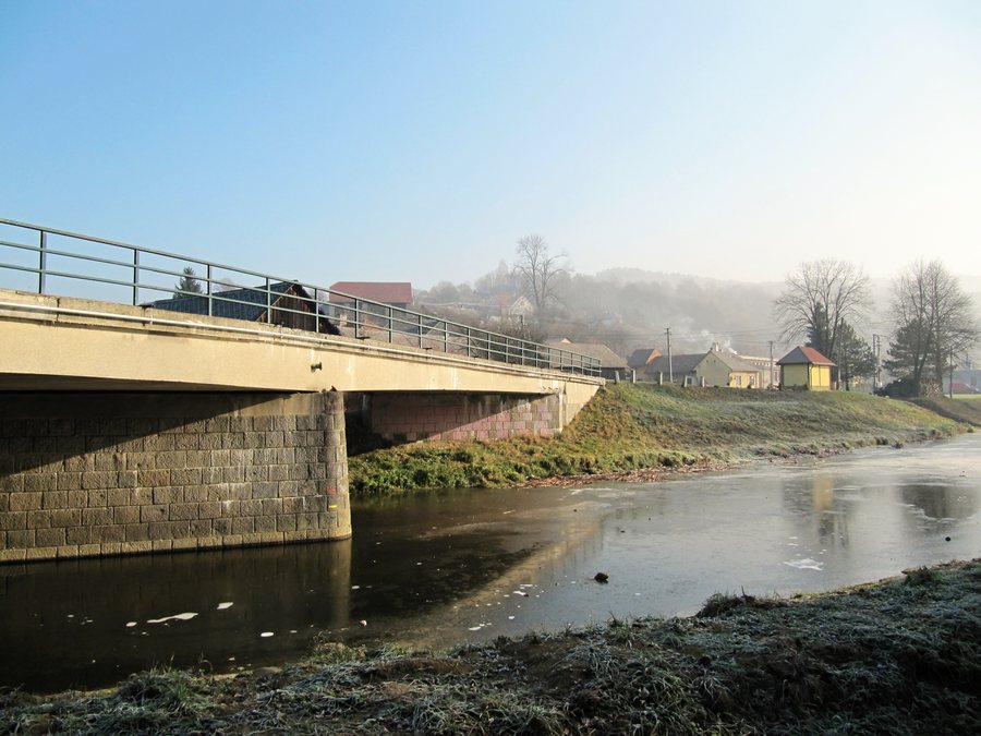 File:Bohuslavice nad Vláří, most.jpg