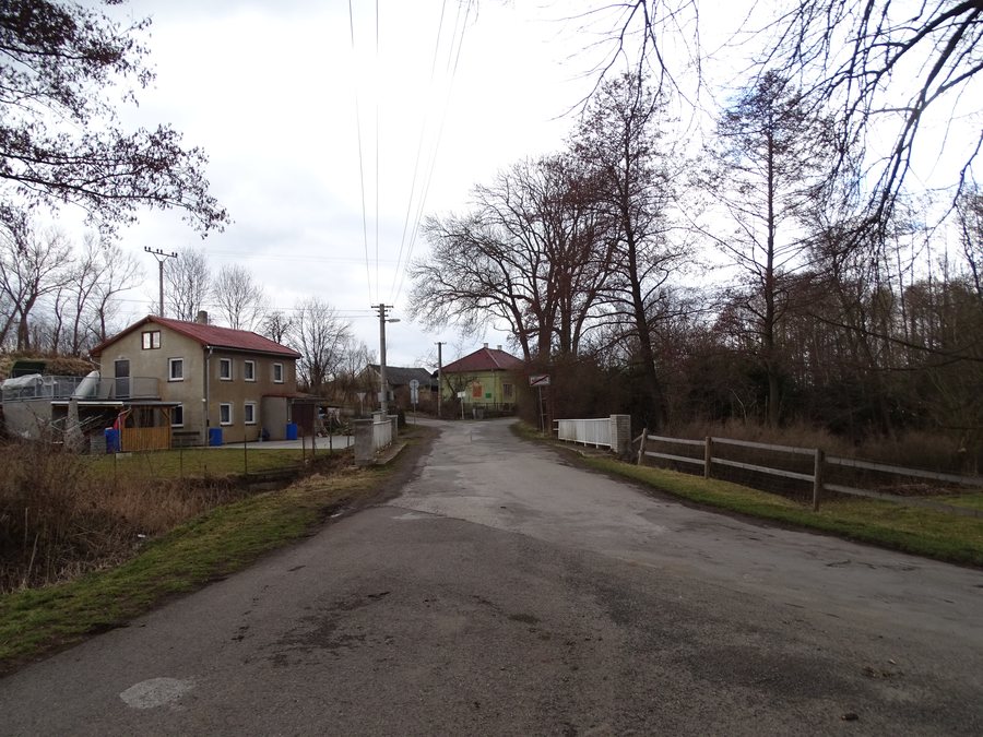 File:Most Mrtník - Komárov.jpg