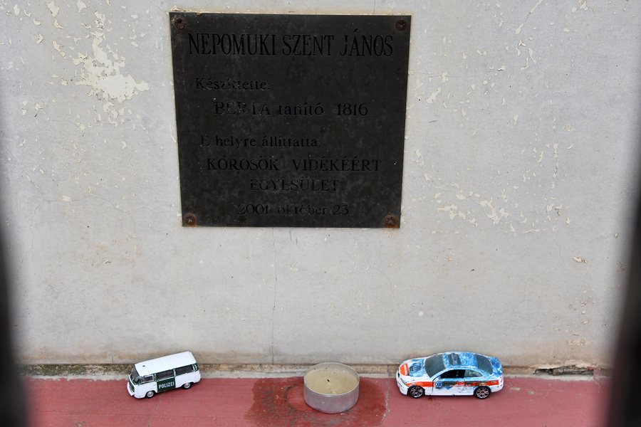 File:Gyomaendrőd, endrődi Nepomuki Szent János-szobor 2021 14.jpg