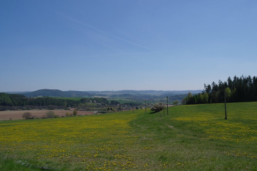 File:Hrzín (Ratměřice) (001).jpg