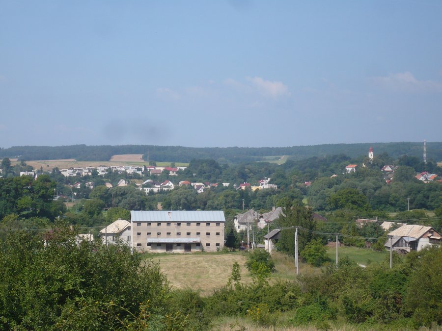 File:Hrachovo, Slovakia.JPG
