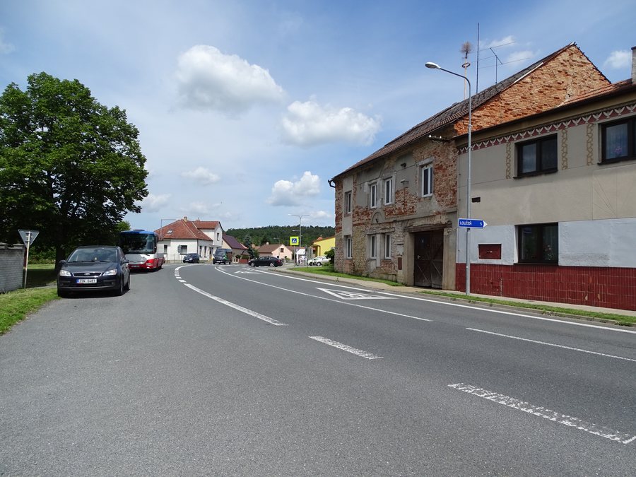 File:Vlkava, Boleslavská (01).jpg