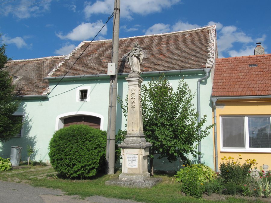 File:Jaroslavice, Antonín Paduánský.jpg