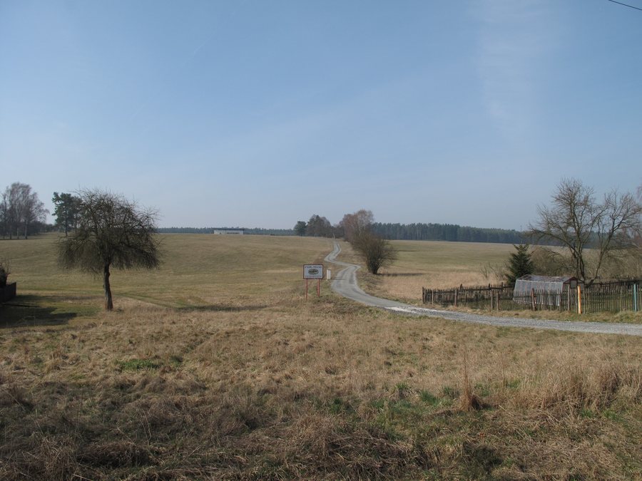 File:Horní Rokytá, cesta.jpg