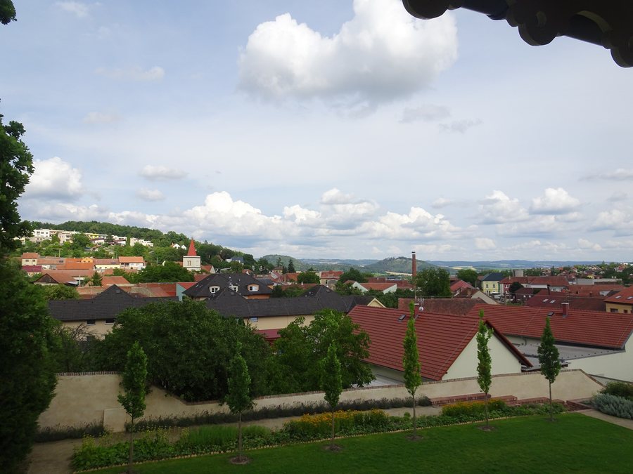 File:Lysice, pohled od zámku.jpg