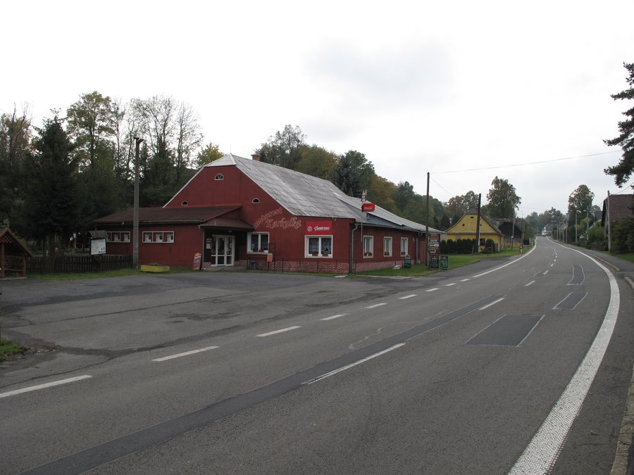 File:Bílčice, motorest.jpg