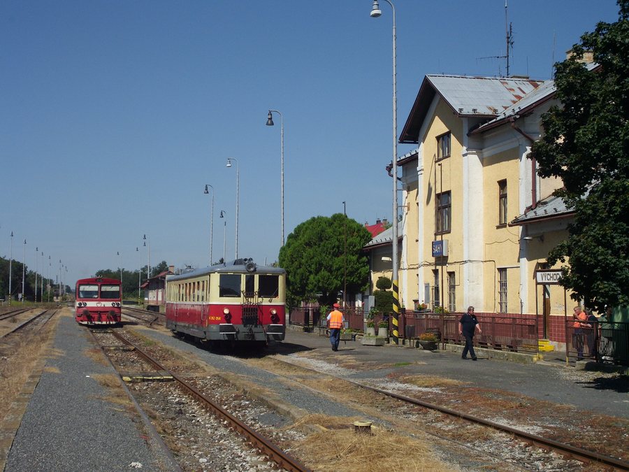 File:Sahy station 830 812.JPG
