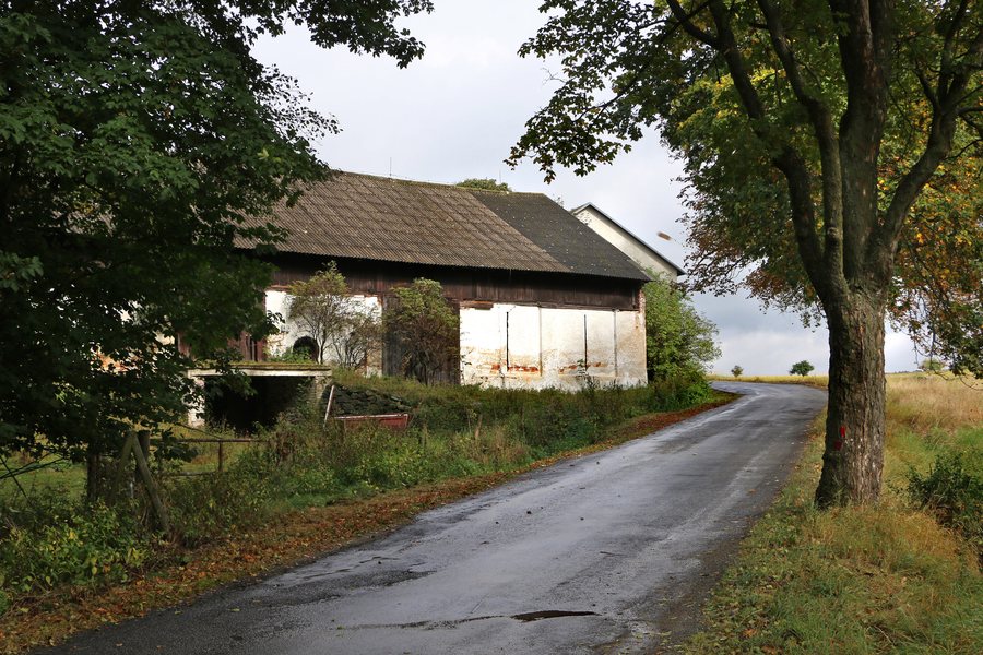 File:Pelhřimov, Vlásenice-Drbohlavy, Vlásenecký Dvůr.jpg