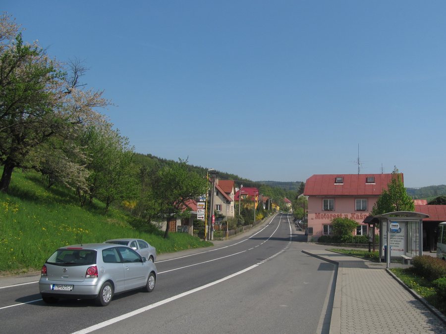 File:Jasenná, motorest.jpg