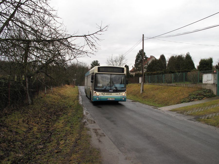 File:Košátky, autobus.JPG