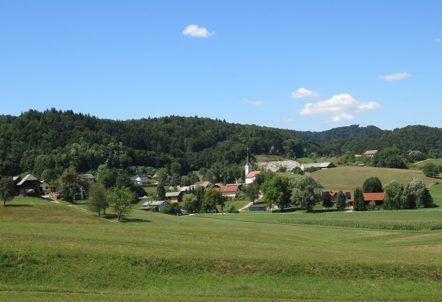 File:Spodnja Draga Slovenia 2.jpg