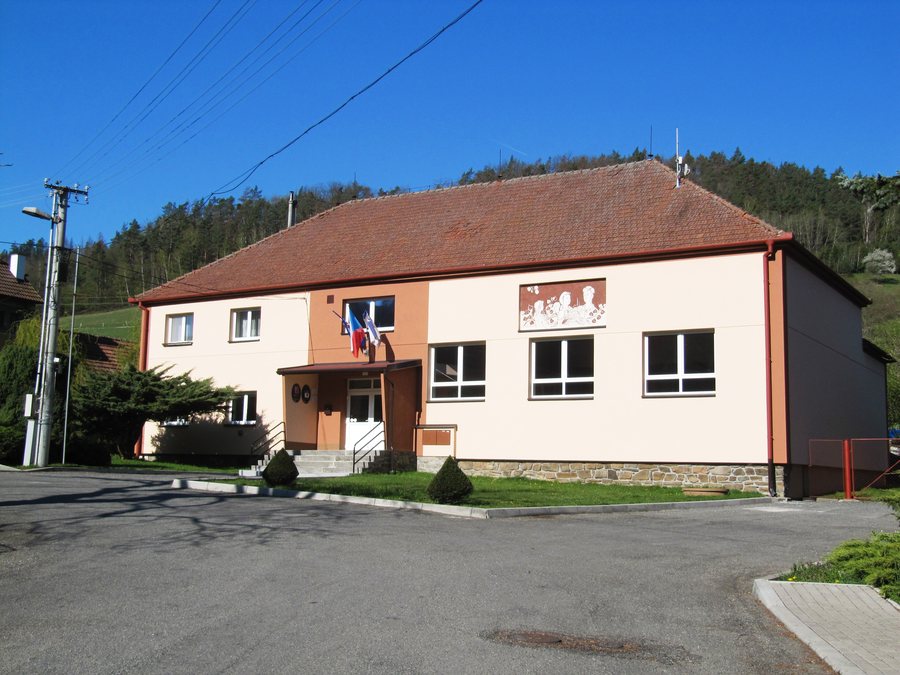 File:Černvír, OÚ.jpg