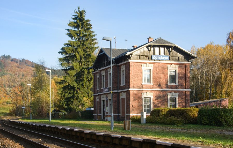 File:Zdislava station.jpg