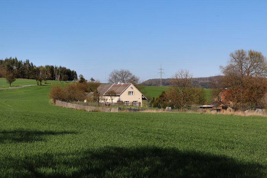 File:Horní Kozolupy, Očín, north part.jpg