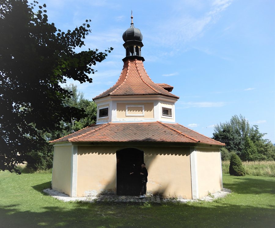 File:Kaple svaté Maří Magdalény Na Lázni (Chelčice).jpg