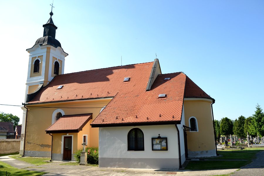 File:Rohovce kostol 01.jpg