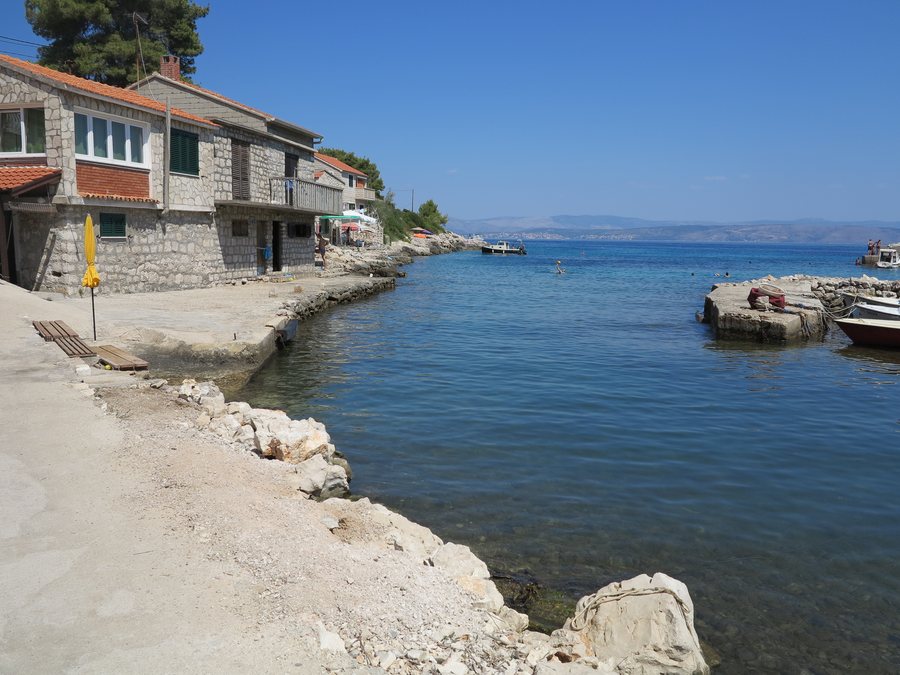 File:Šolta Donja Krušica Hrvatska 2012 a.jpg