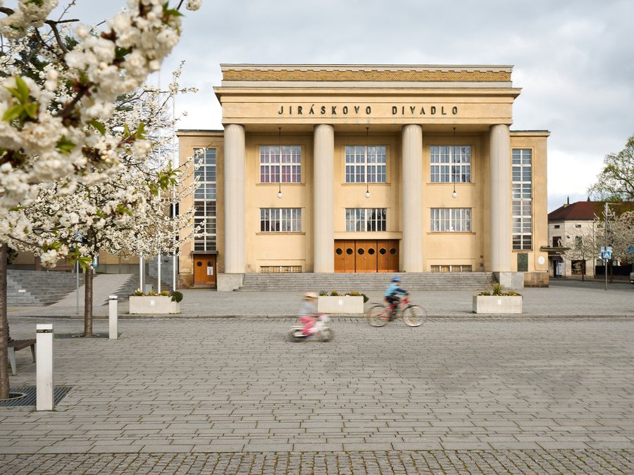 File:Jirasek theater in Hronov, Czechia, spring.jpg