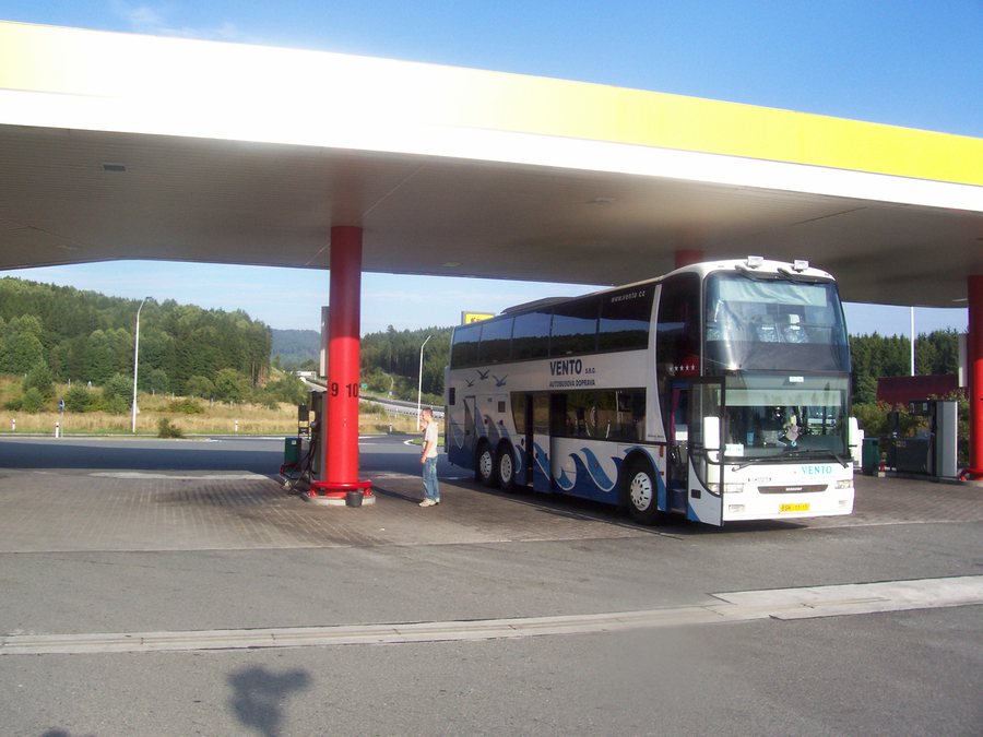 File:Rozvadov, Svatá Kateřina, čerpací stanice, 2008.jpg