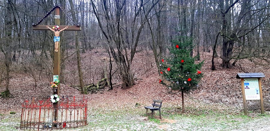 File:Kríž Haniska, okres Prešov 26 Slovakia 2.jpg