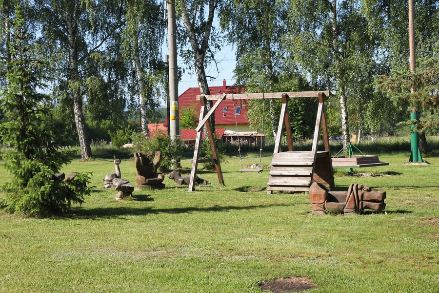 File:Dětské hřiště, Petříkov (01).jpg
