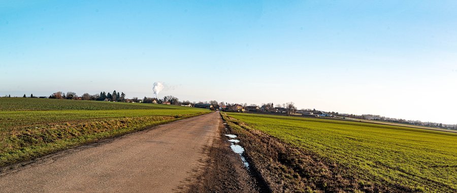 File:Panorama obce Dolany u Pardubic.jpg