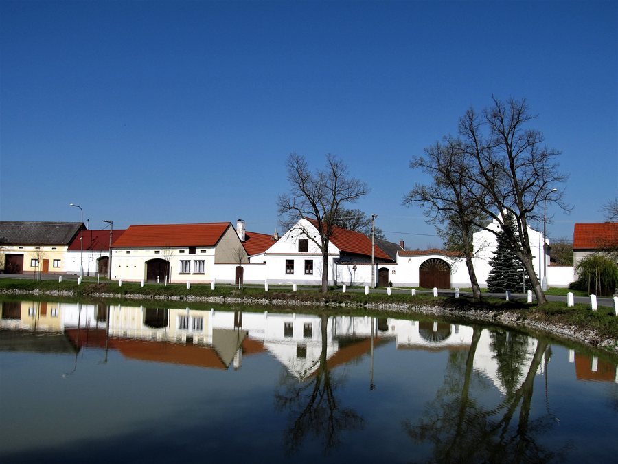 File:Mažice (okres Tábor).jpg