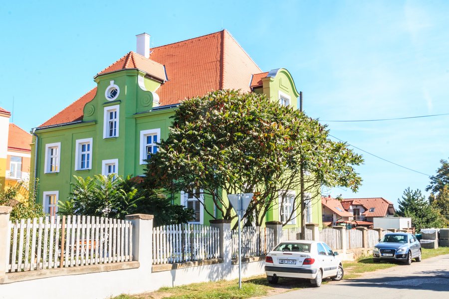 File:Skřivany - ulice Dr. Vojtěcha 05.jpg