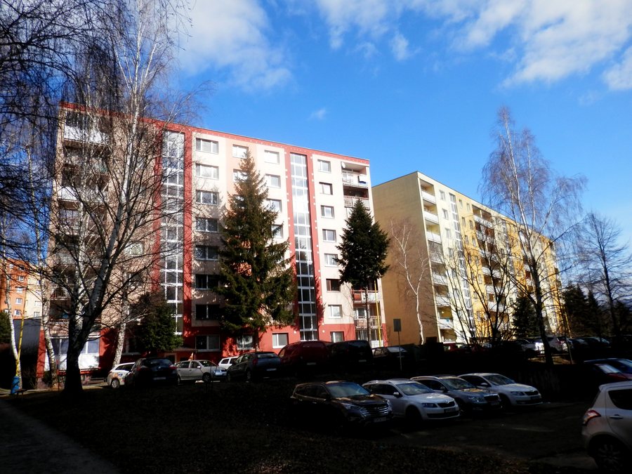 File:Dubová Prešov, Sekčov 20 Slovakia 1.jpg