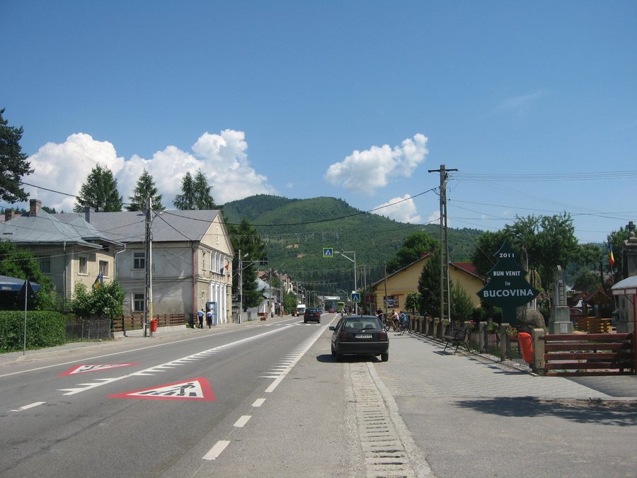 File:Satul Vama Suceava.jpg
