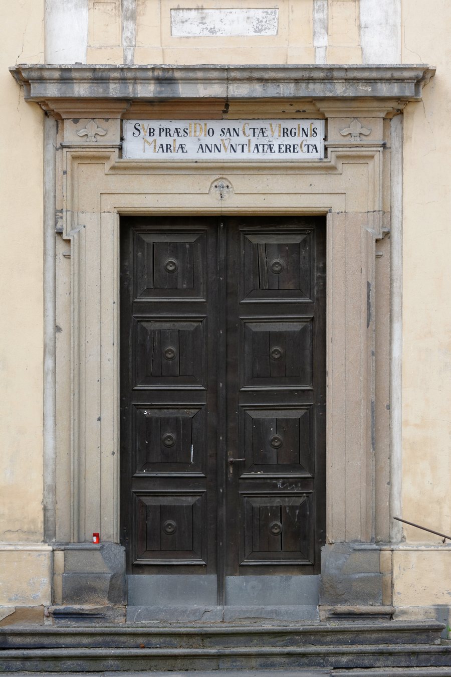 File:Duchcov kostel Zvěstování (2924).jpg