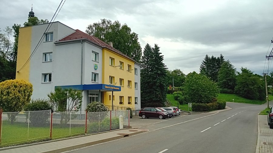 File:Bruzovice, Obecní úřad (červen 2025).jpg