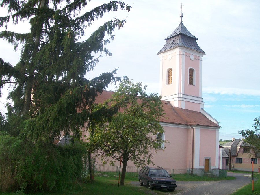 File:Malé Zlievce - Evanjelický kostol (1).jpg