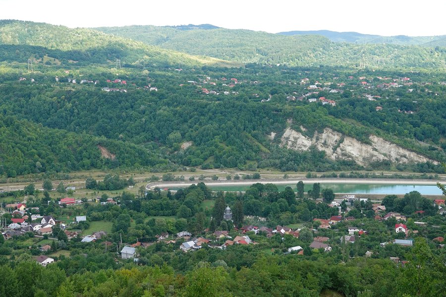 File:Lunca Mare, Prahova, Romania.02.jpg