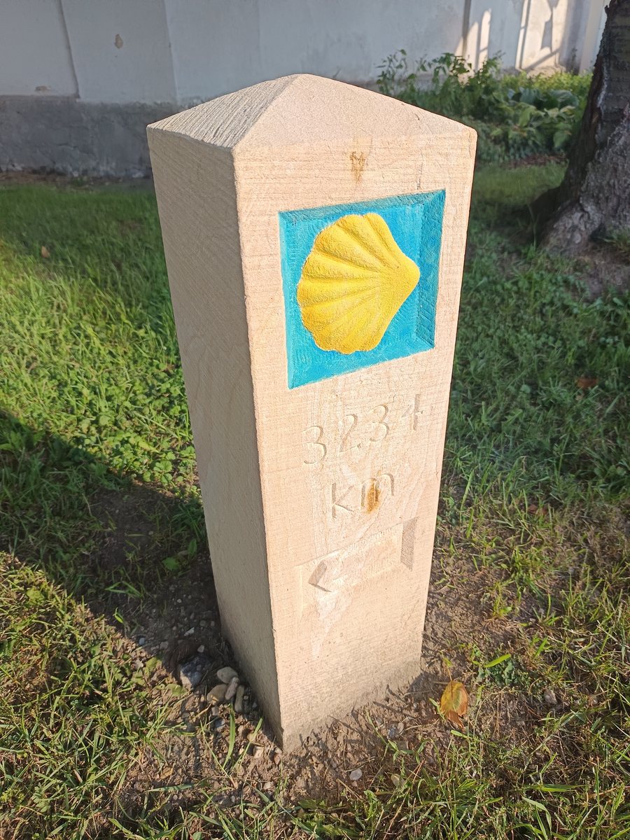 File:Svatojakubský patník, Dříteč, okres Pardubice, Pardubický kraj.jpg