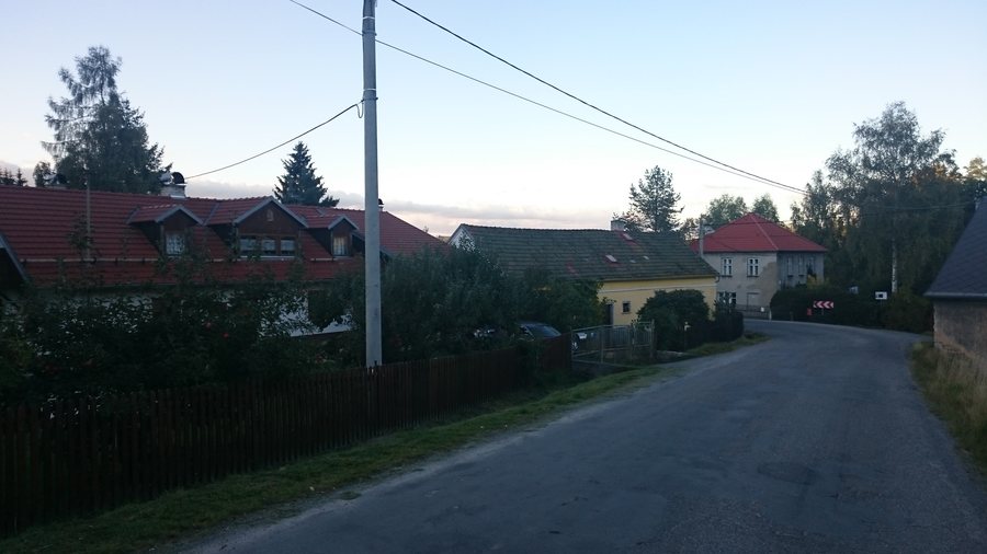 File:Skelná Huť (Krsy), cesta II.jpg