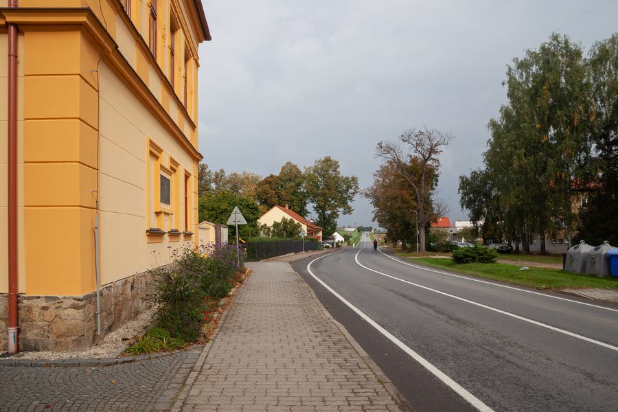 File:Žimutice, cesta (2021)-2.jpg