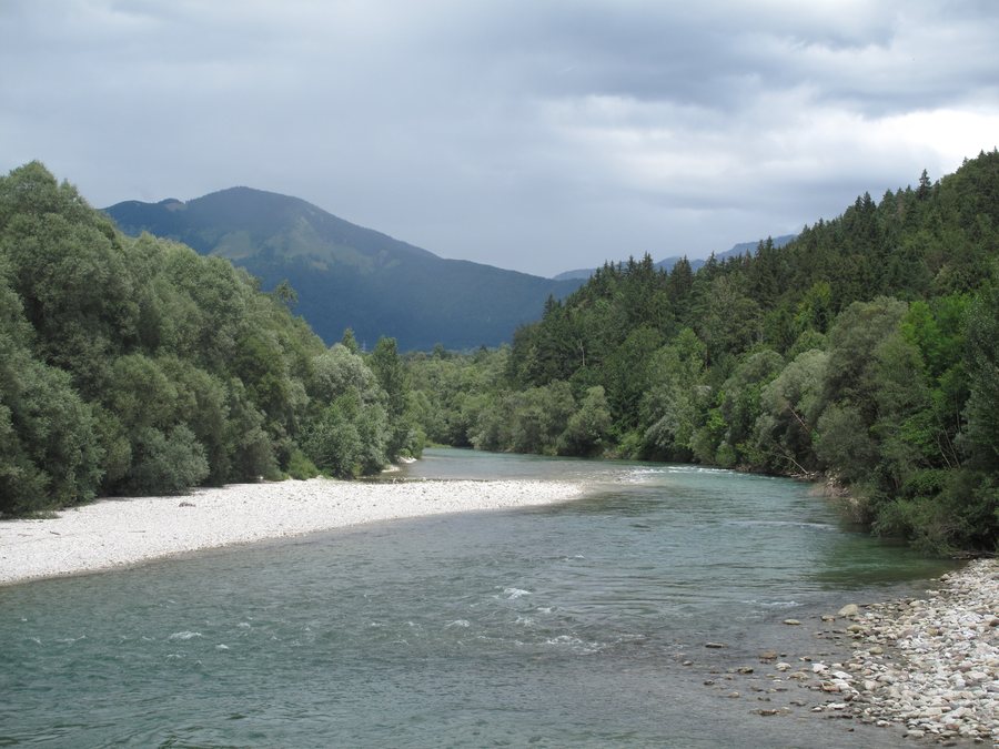 File:Tussen Gobovce en Podnart, rivier foto2 2011-07-20 13.14.jpg