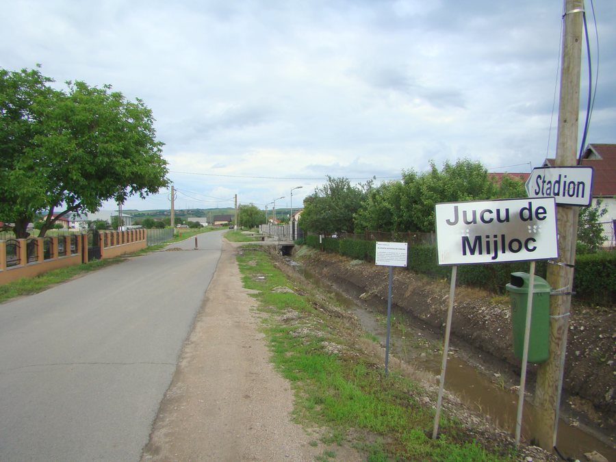 File:RO CJ Jucu de Mijloc (1).jpg