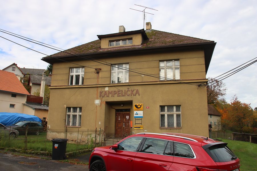 File:Lobeč, 2022 (01).jpg