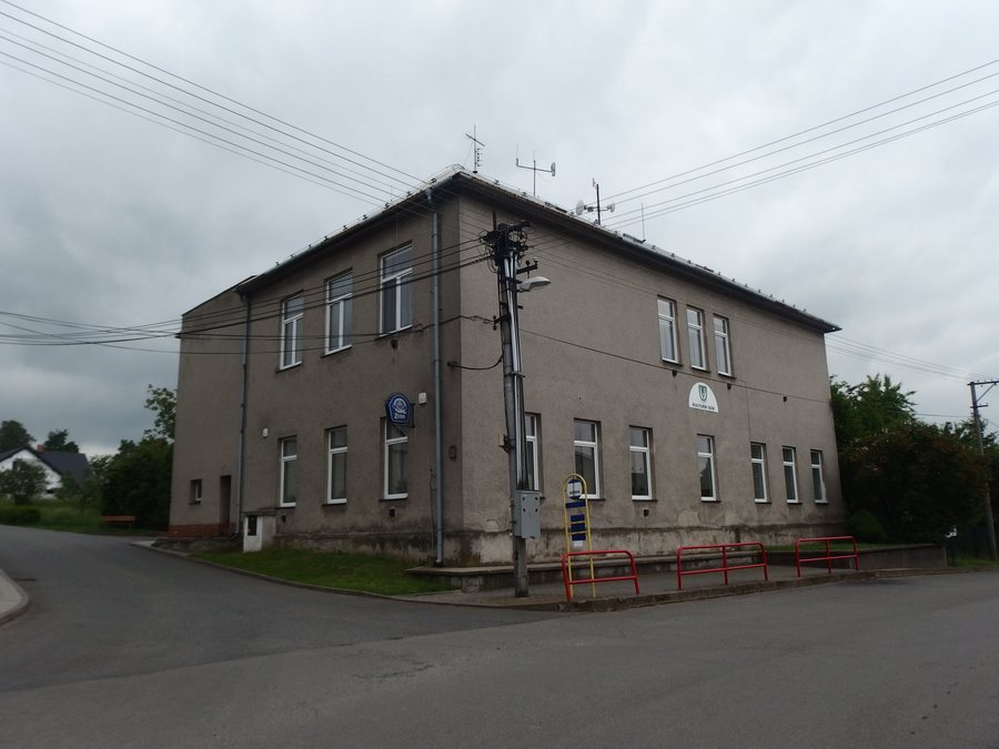 File:Žákovice, KD.JPG