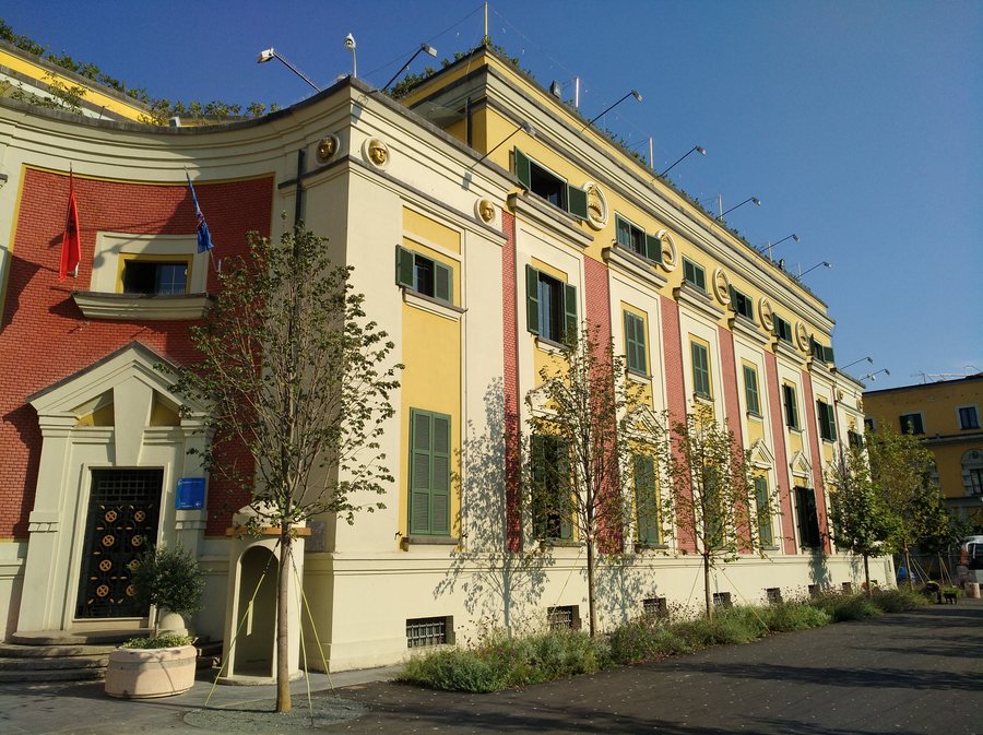 File:Tirana - Bashkia e Tiranës (2018).jpg