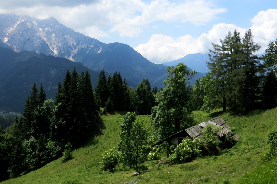 File:Zgornje Jezersko Slovenia - Rakez Pasture.jpg