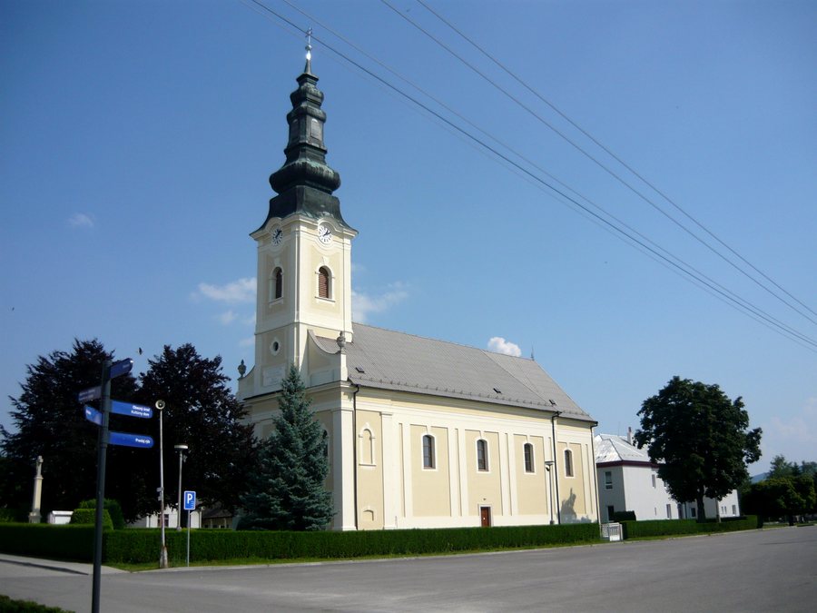 File:Skačany - Kostol.jpg