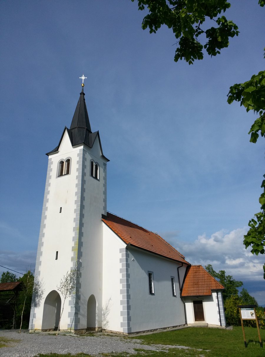 File:Cerkev sv. Jurija, Srednje Grčevje, Slovenija.jpg