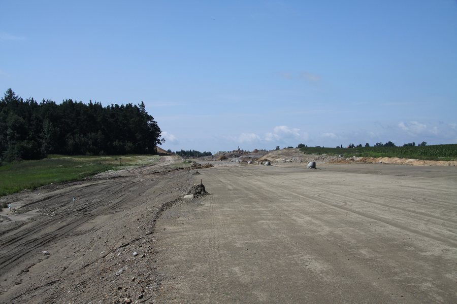 File:Building of Highway D3 near Zisov in Czech Republic (1).JPG