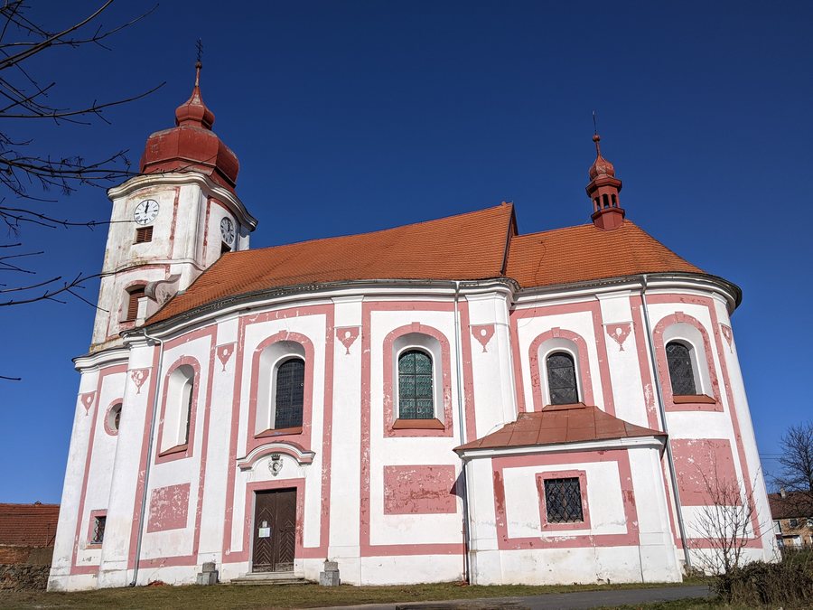 File:Líšťany - kostel sv. Petra a Pavla (3).jpg